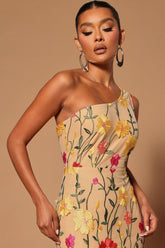 Jasmin Embroidered Mermaid Gown